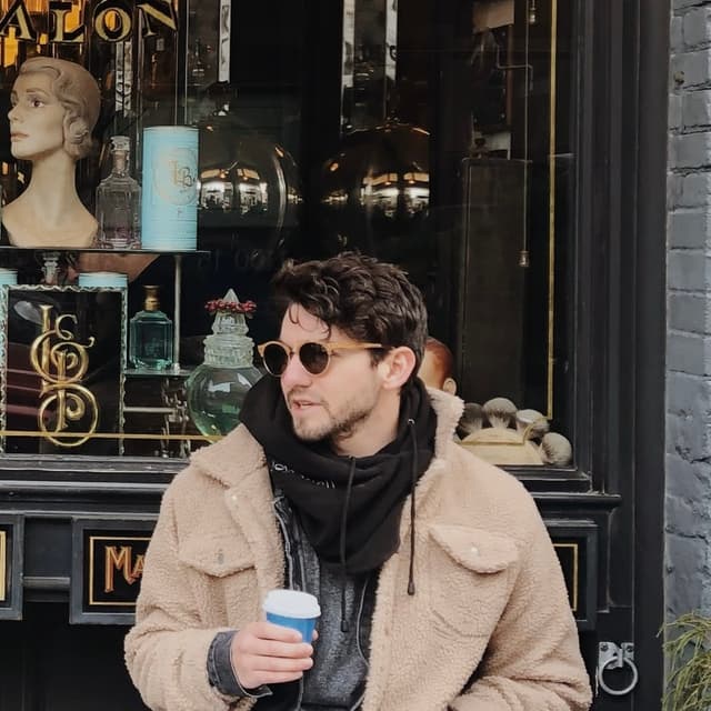 Avatar of Sam Bernhardt